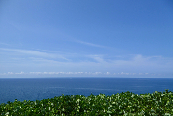 輪島の日本海の海原 、青い海が気持ちいい